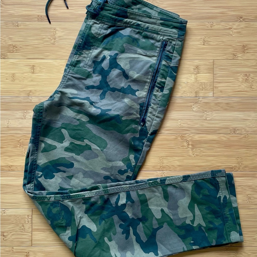 Roark Green Camouflage Pants